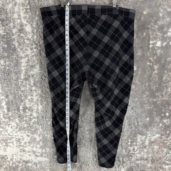 Torrid Plus Size 4 Plaid Ankle Stretch Casual Leggings Pull On Pants Black - Picture 2 of 8